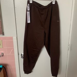 Aritzia TNA extra fleece mega fit - mocha brown